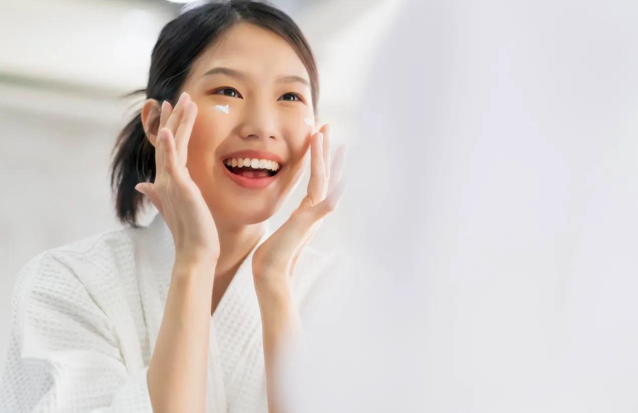 Skin Care Tips to Look Young